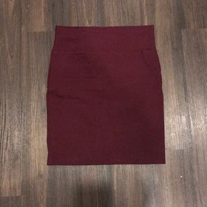 Stretchy pencil skirt